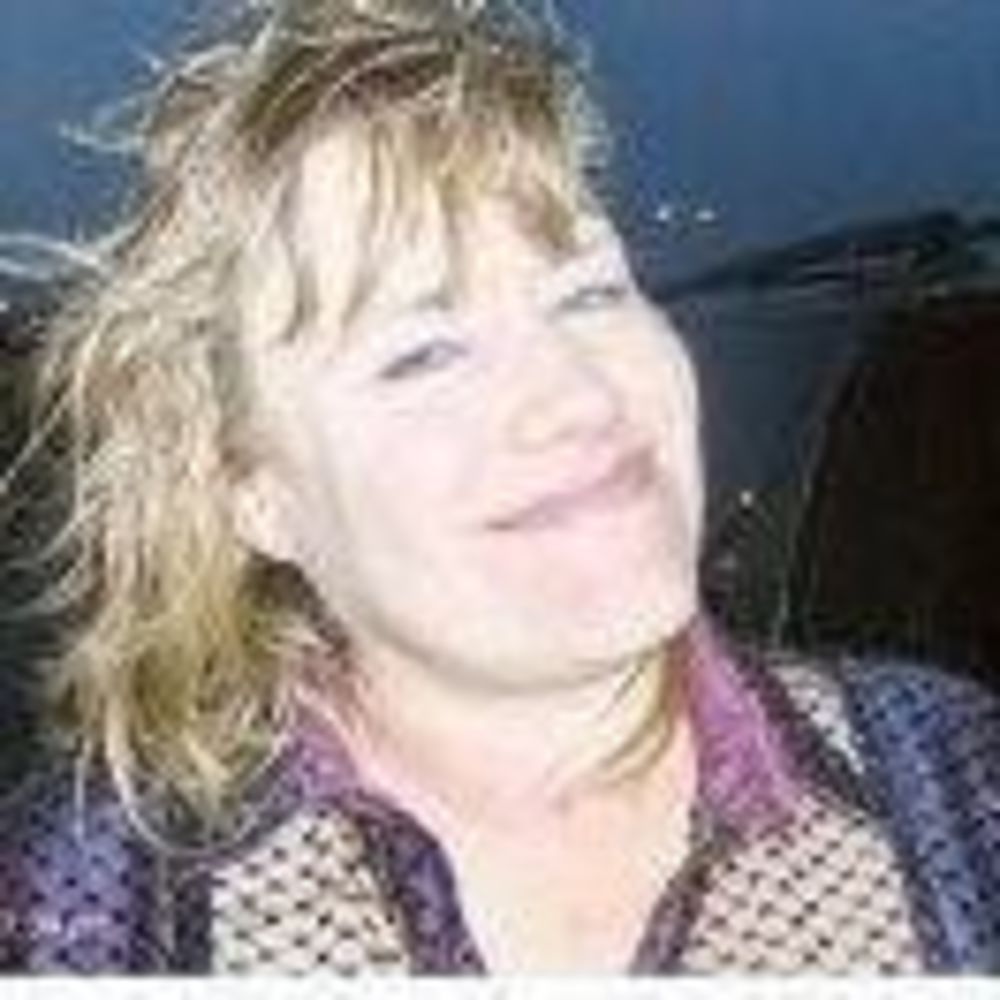 Meet your Posher, Angelia